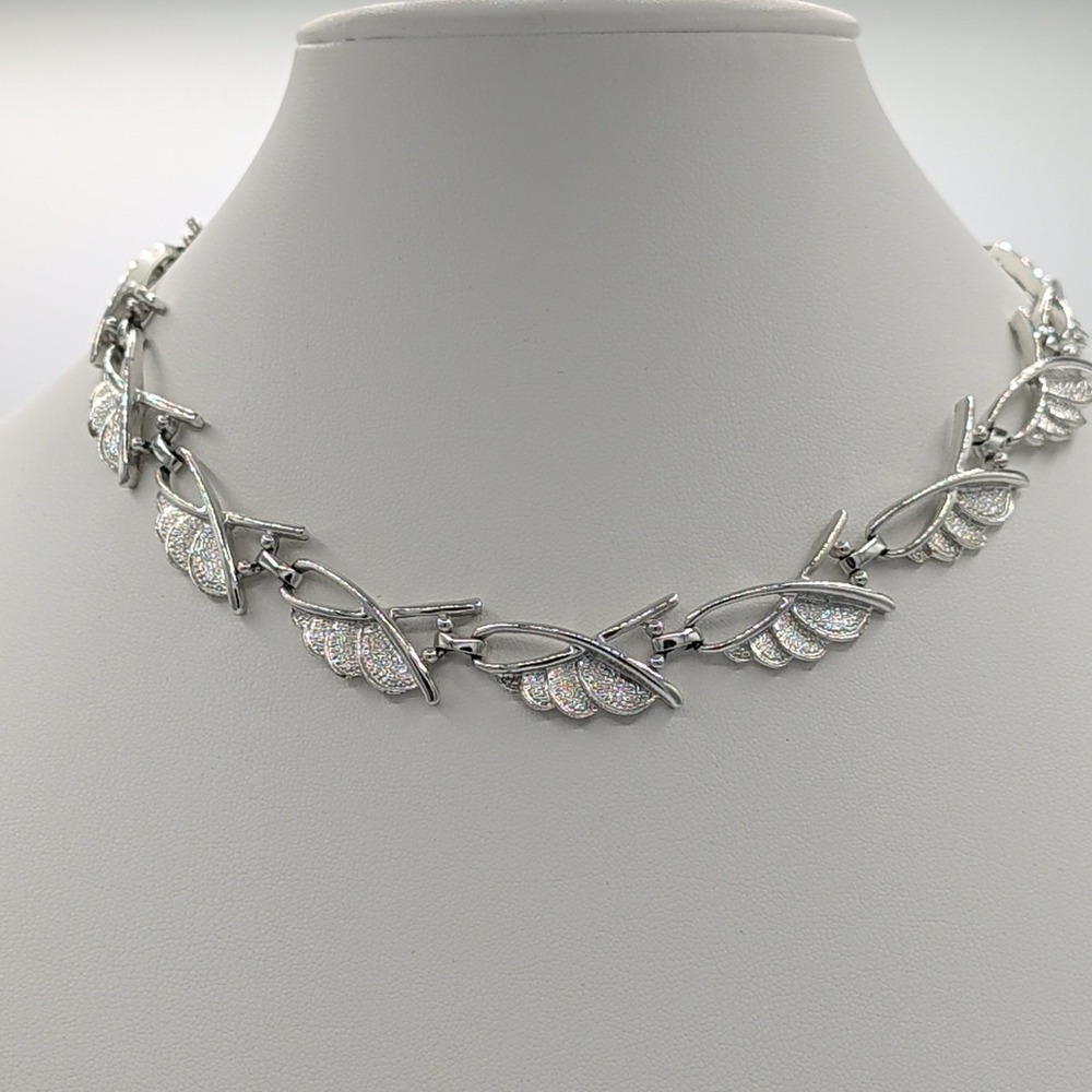 Vintage Silver Toned Textured Leaf Link Choker Necklace Spring Jewelry‎